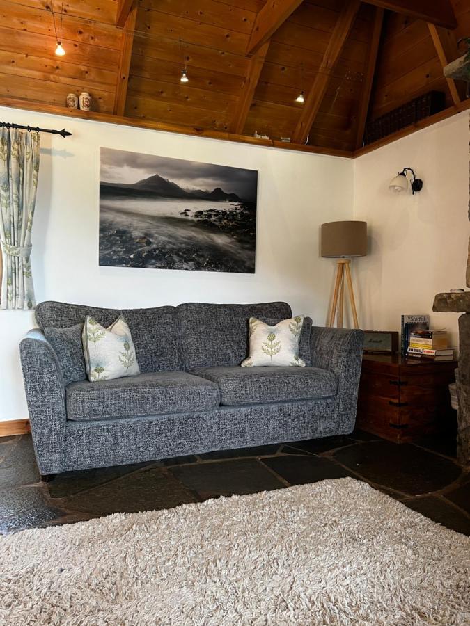 Tigh Phadraig At Marys Thatched Cottages Elgol Екстериор снимка