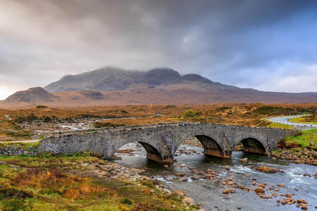Tigh Phadraig At Marys Thatched Cottages Elgol Екстериор снимка